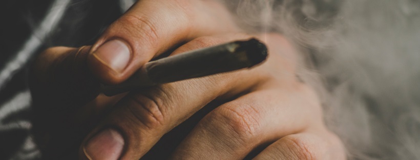 Cannabis use for smoking.