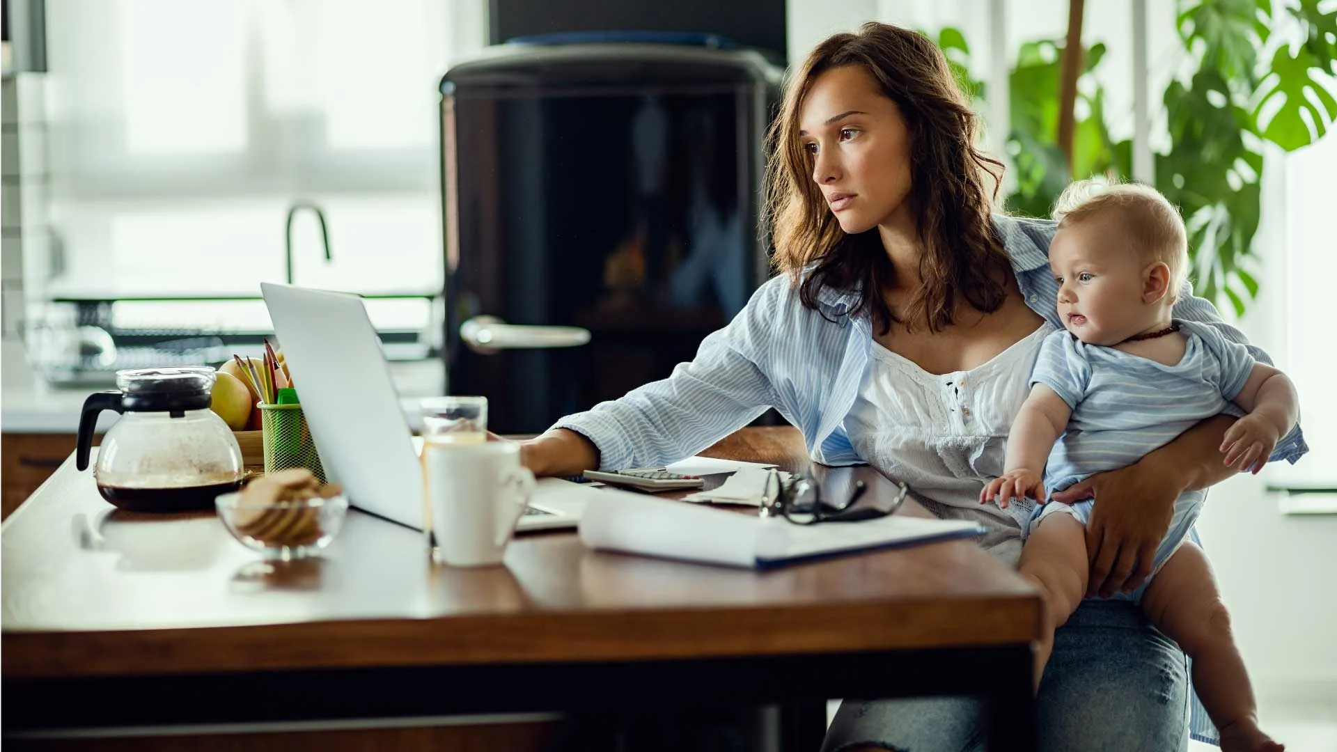 Top Benefits of Medical Marijuana for Moms Today